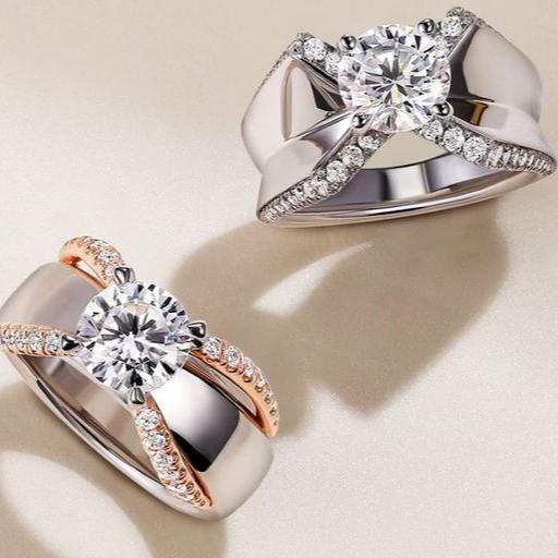 Carmen® | Vintage Zirconia Bow Ring