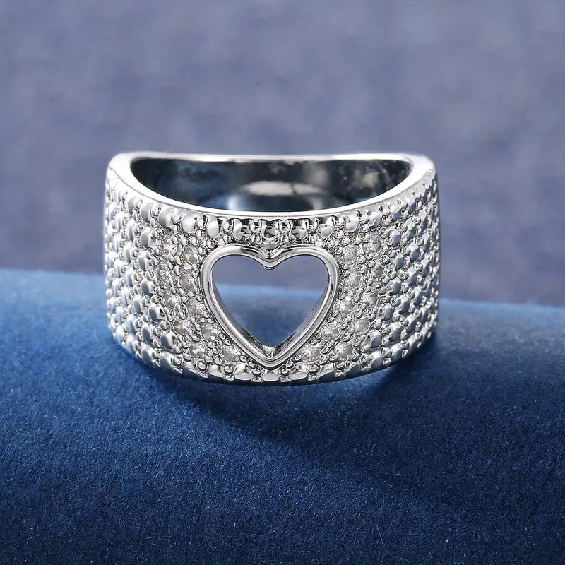 Charybdis® | Vintage Hollow Heart Silver Ring