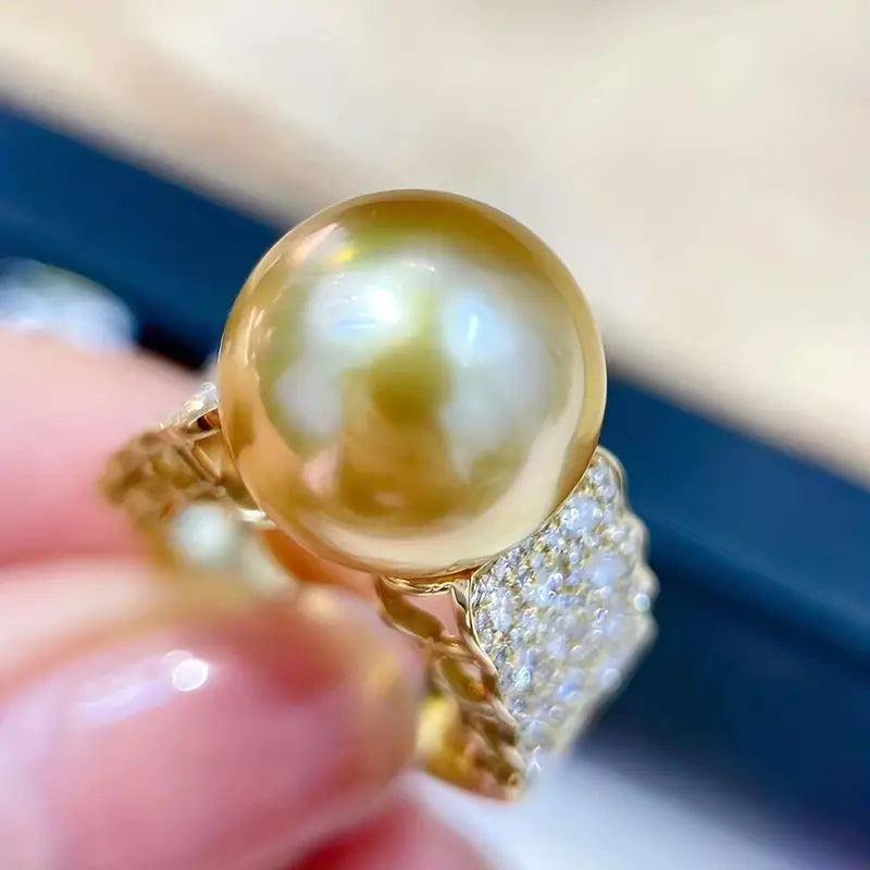 Dana® | Vintage Golden Pearl Bright Ring