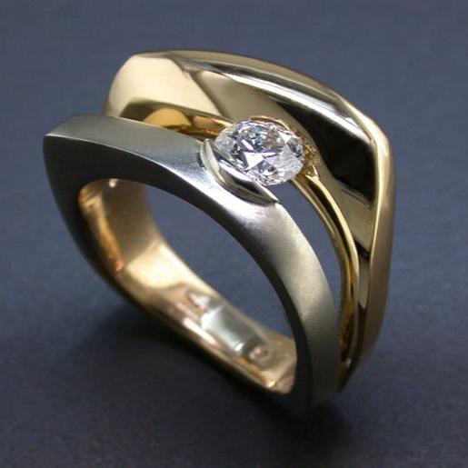 Thalia® | Vintage Open Gold & Silver Zirconia Ring