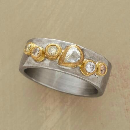 Lucía® | Vintage Gold & Silver Crystal Ring