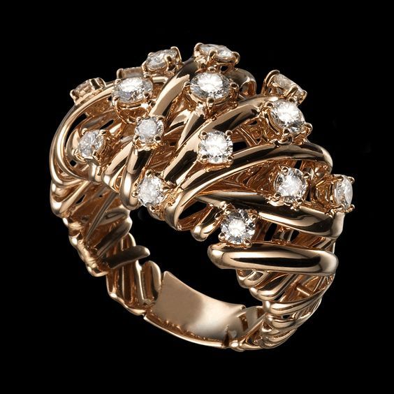 Yazmín® | Vintage Exquisite Zirconia Gold Ring