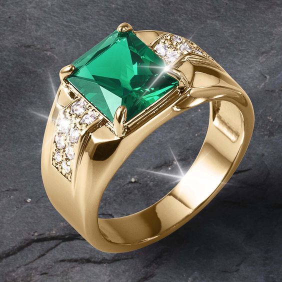 Inés® | Vintage Green Brilliance Gold Ring