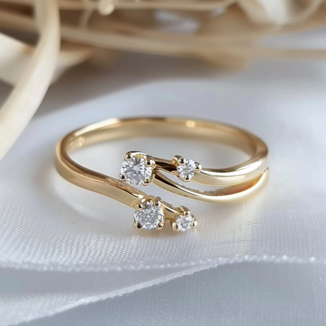 Stella® | Golden Open Zirconia Ring