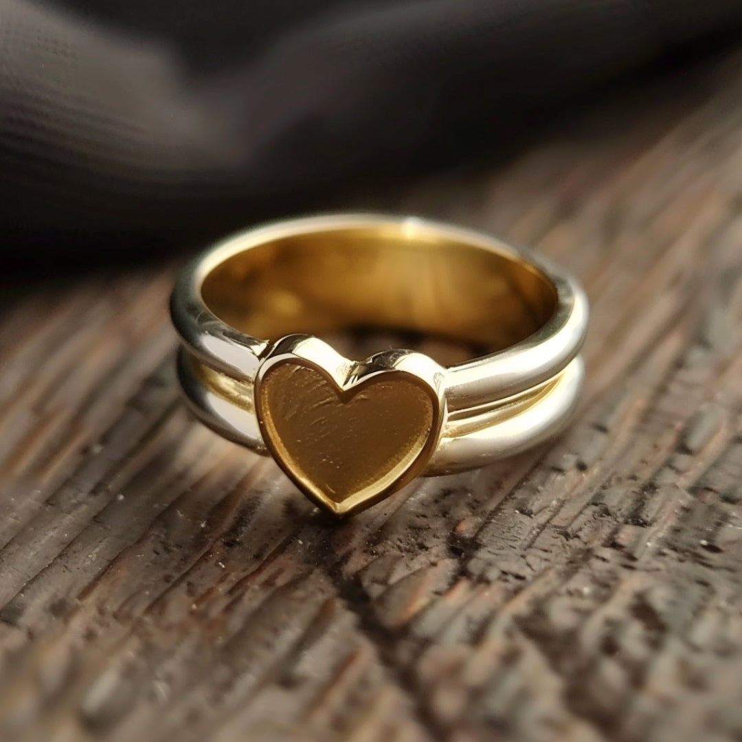 Simona® | Golden Heart Ring