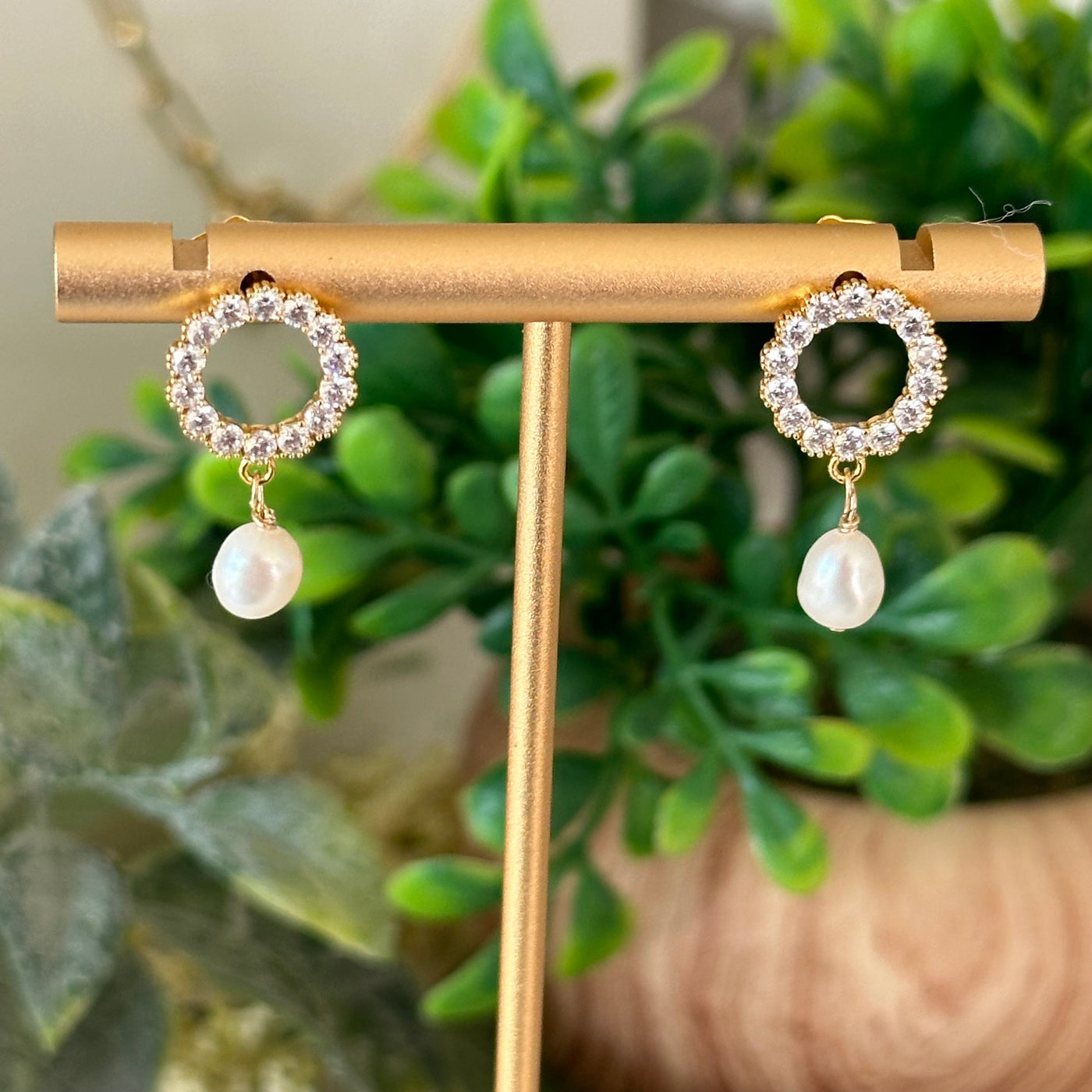 Lyra® | Belina Open Circle Pearl Earrings