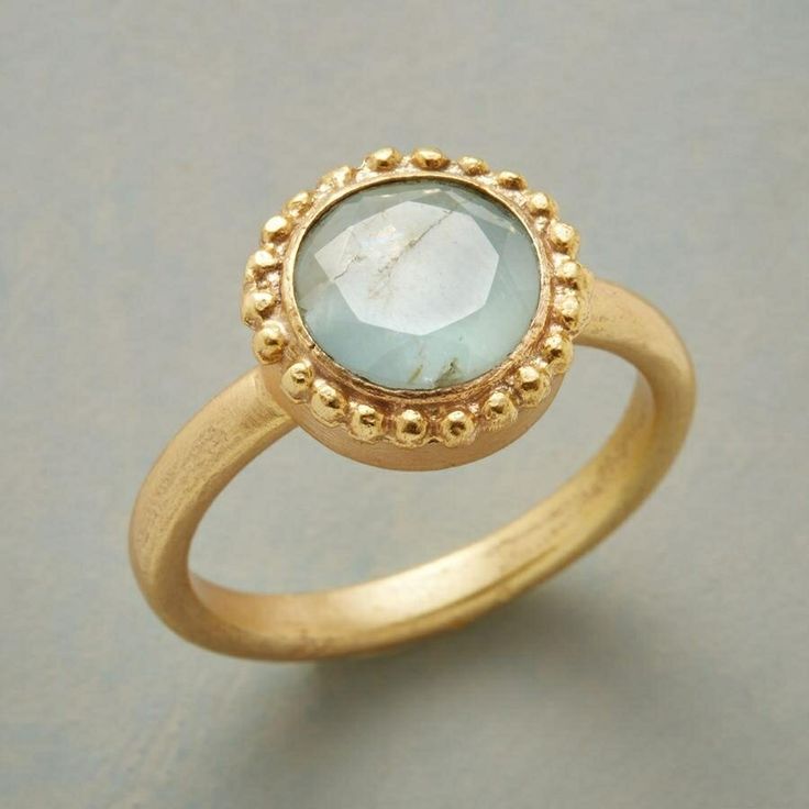 Patricia® | Vintage White Stone Gold Ring