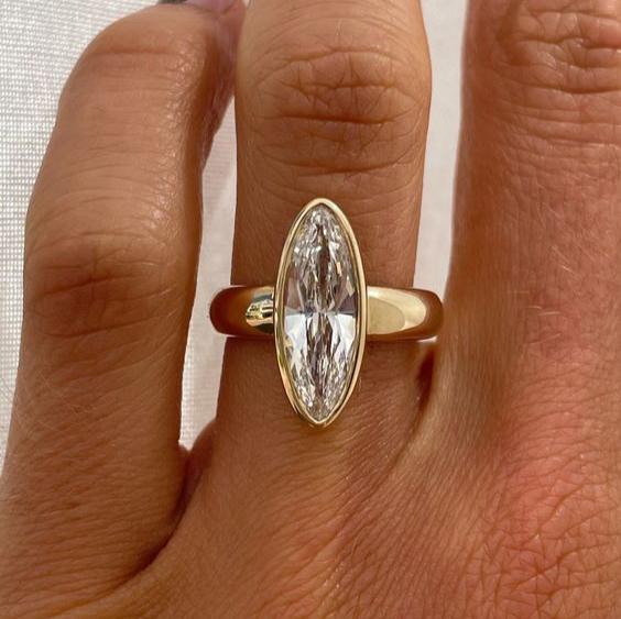 Celestine® | Vintage Oval Crystal Gold Ring