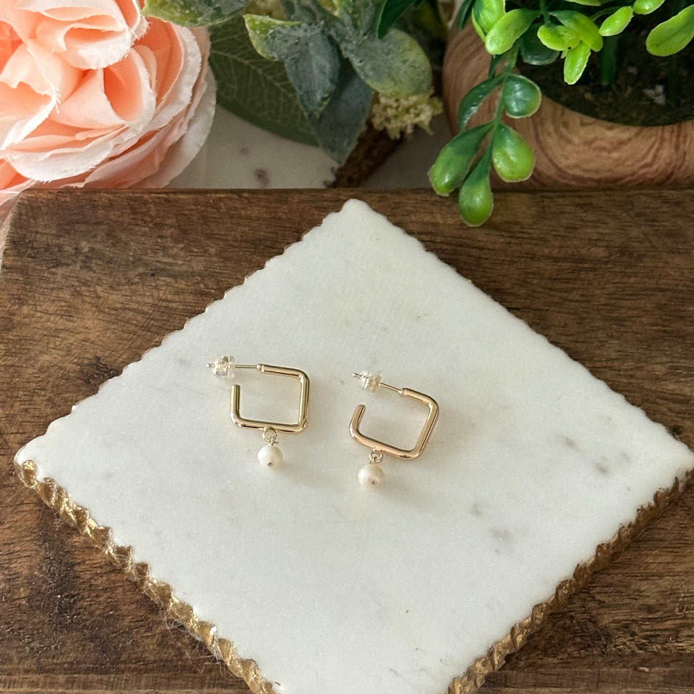Bijou® | Dalila Square Hoop Pearl Earrings