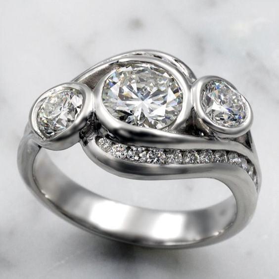 Karla® | Vintage Zirconia Spiral Silver Ring