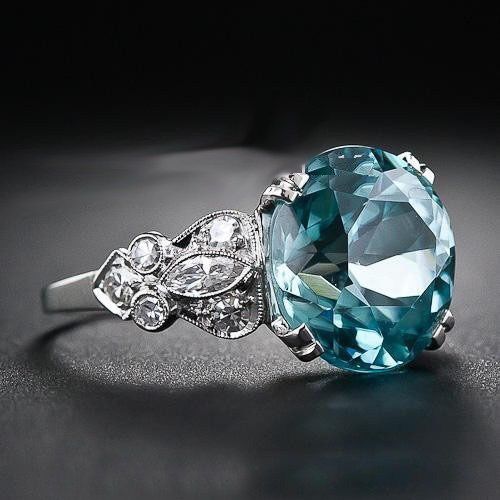 Violeta® | Vintage Blue Rounded Cut Zirconia Ring