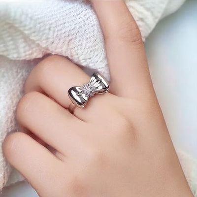 Elisa® | Nora Puffed Ribbon Bow Ring  Gold or Silver