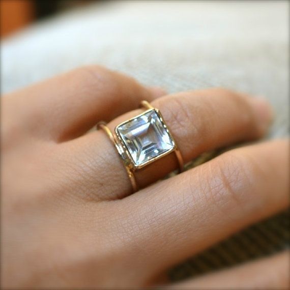 Antonia® | Vintage Cubic Glass Gold Fine Ring
