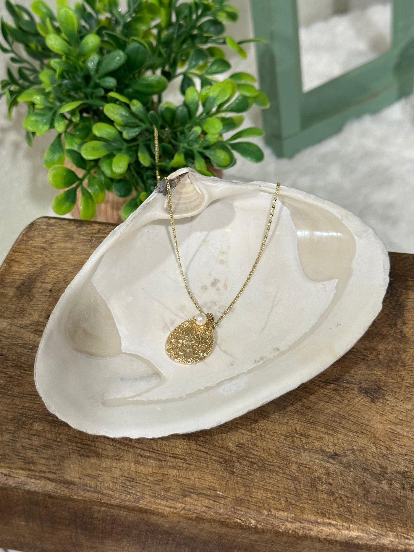 Tamara® | Marina Teardrop Pearl Necklace