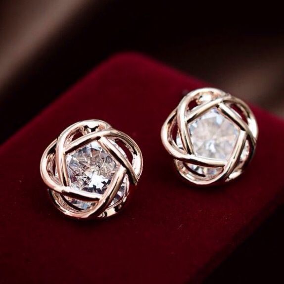 Fernanda® | Vintage Crystal Sphere Rose Earrings