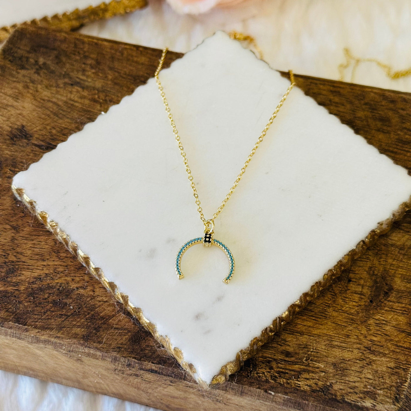 Safiro® | Elda Turquoise Horn Necklace