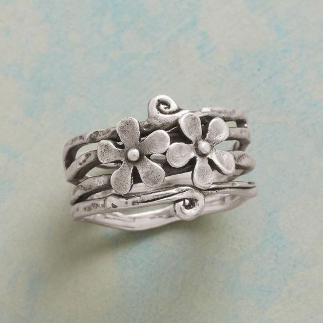 Alcina® | Vintage Hollow Daisy Silver Ring