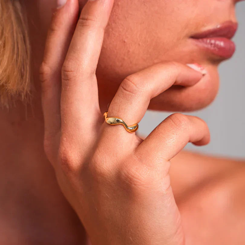 Estefanía® | Ocean Wave Ring