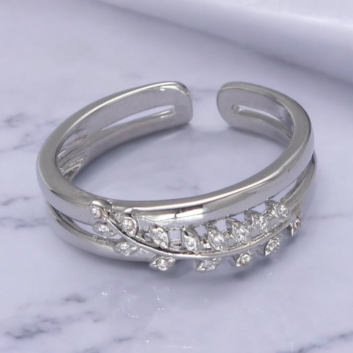 Samanta® | Eva Olive Branch Vine Ring