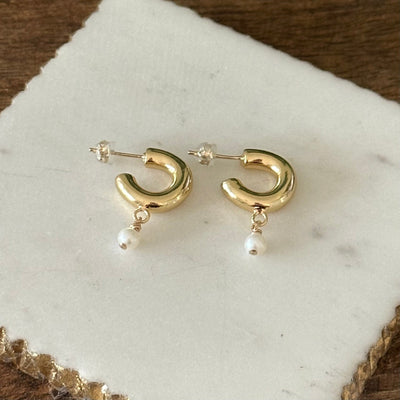 Dayana® | Ileana Thick Hoop Pearl Earrring