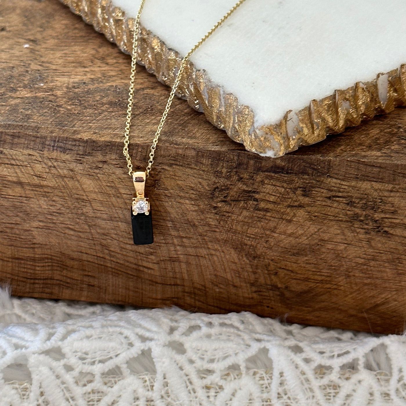 Atenea® | Alessia Black Onyx Bar Necklace