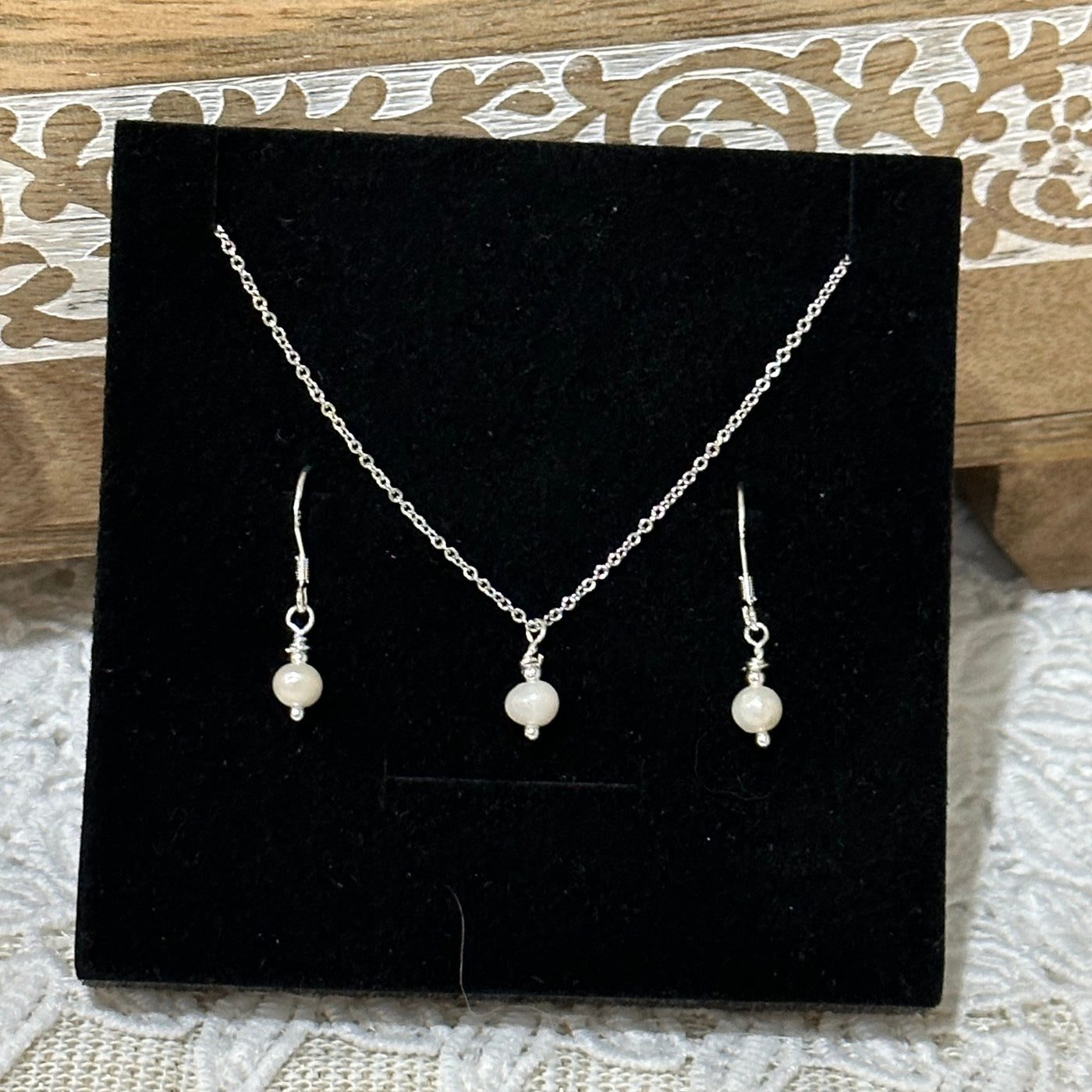 Aranza® | Greta Freshwater Pearl Necklace Set