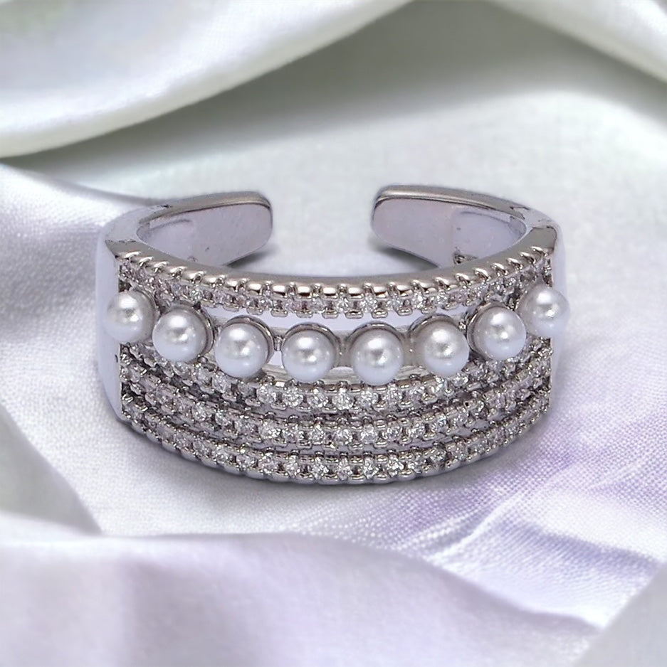 Mayra® | Ghita Pearl Lined Ring  Gold or Silver