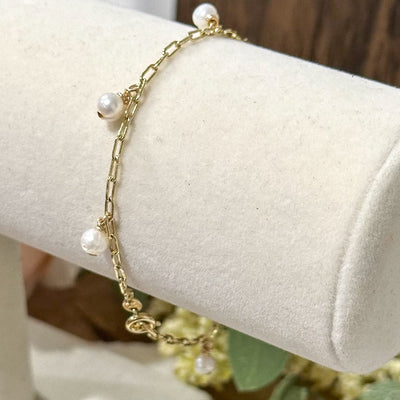Miriam® | Gina Mini Pearl Charm Bracelet