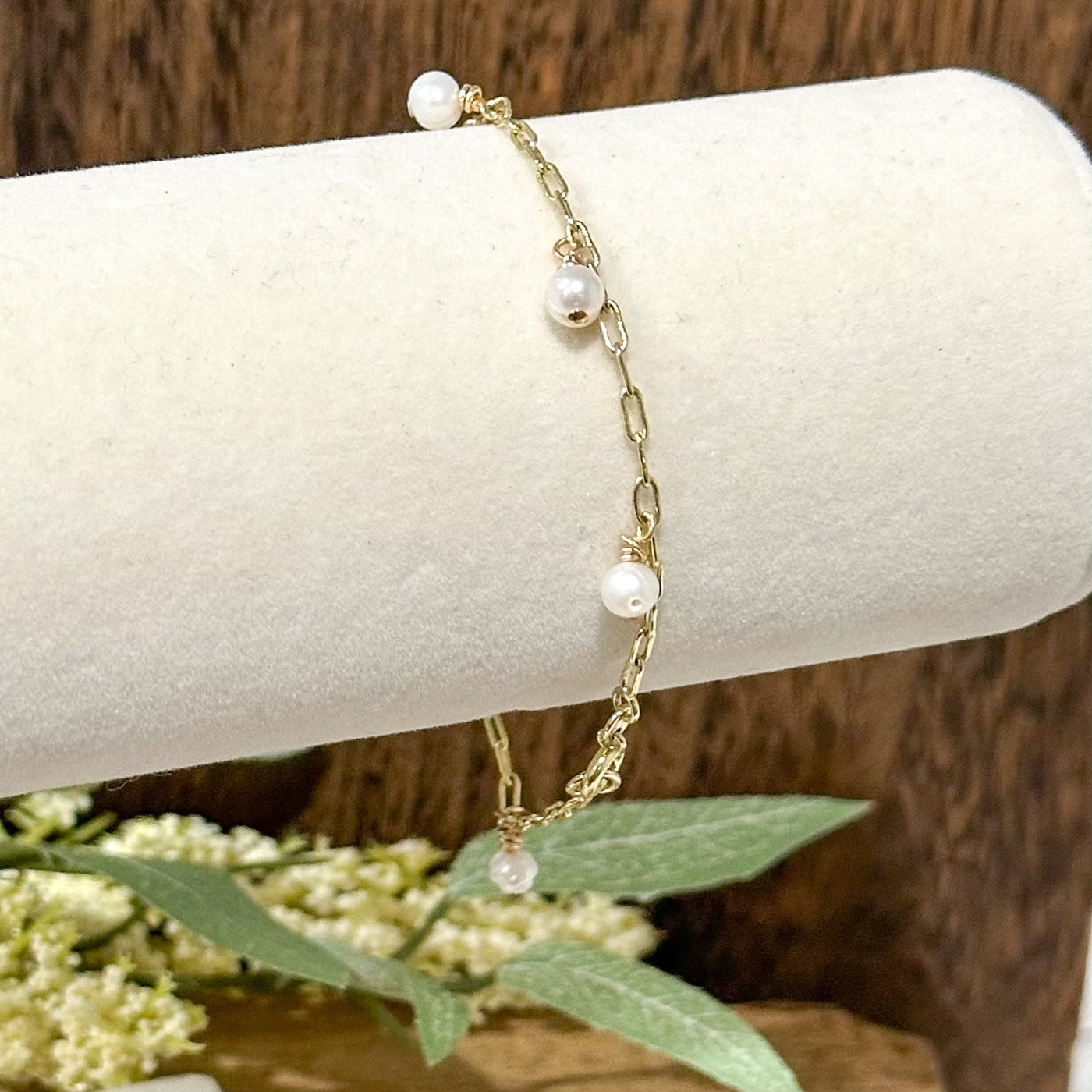 Miriam® | Gina Mini Pearl Charm Bracelet