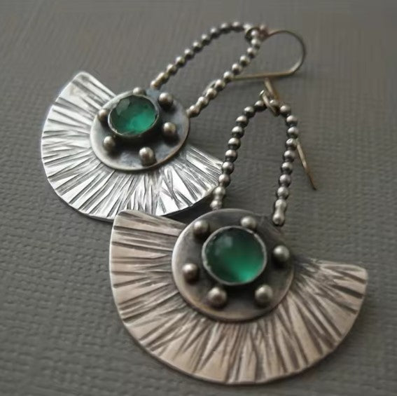 Jazmín® | Vintage Green Crystal Classic Earrings