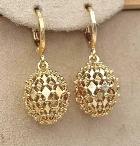 Adela® | Vintage Fashion Gold Earrings