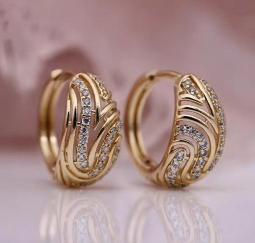 Nuria® | Elegant Gold Hollow White Hoop Earrings