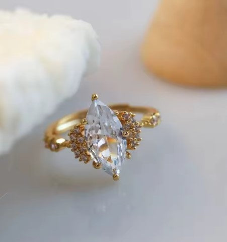 Ema® | Exquisite Stone Adjustable Ring