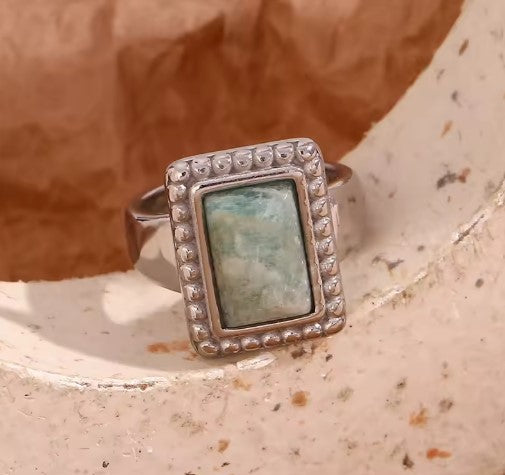 Clarisa® | Natural Green Gemstone Ring