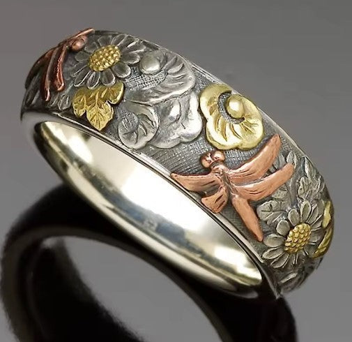 Josefina® | Vintage Silver and Rose Gold Carved Ring