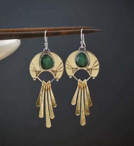 Sara® | Vintage Green Stone Hanging Pattern Drop Earrings