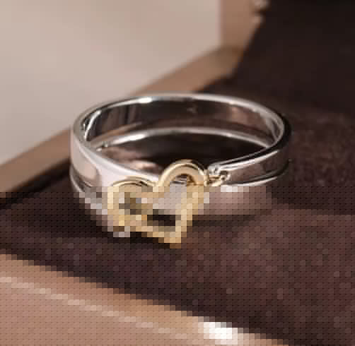 Isla® | Vintage  Heart Hollow Ring