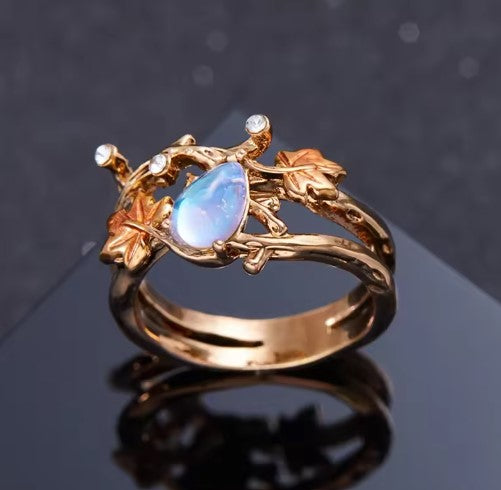 Sierra® | Vintage Maple Leaf with Sparkling Moonstone Ring