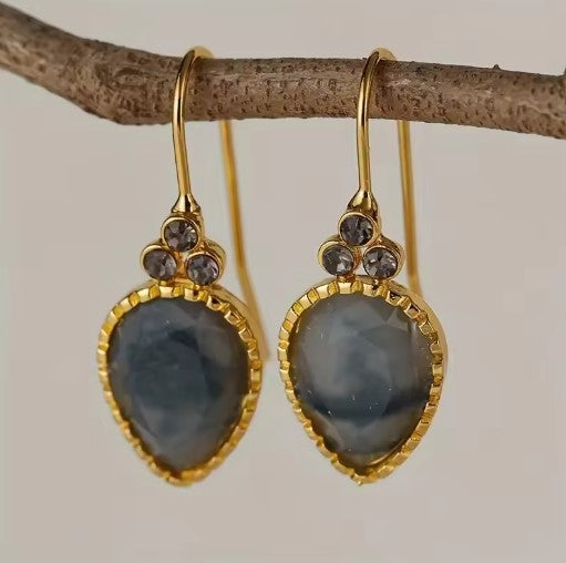 Aída® | Exquisite Golden Water Drop Earrings