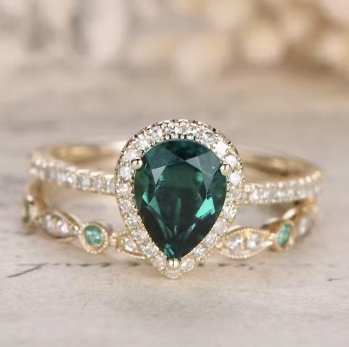 Jenny® | Vintage Waterdrop Green Stone Ring