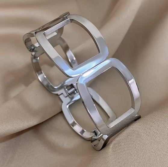 Aella® | Vintage Hollow Cuff Bangle Silver Bracelet