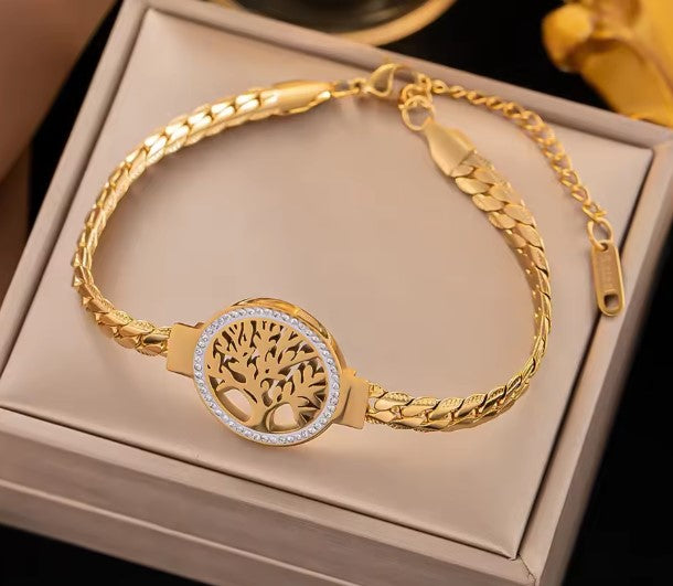 Leonora® | Crystal Bangle Gold Bracelet