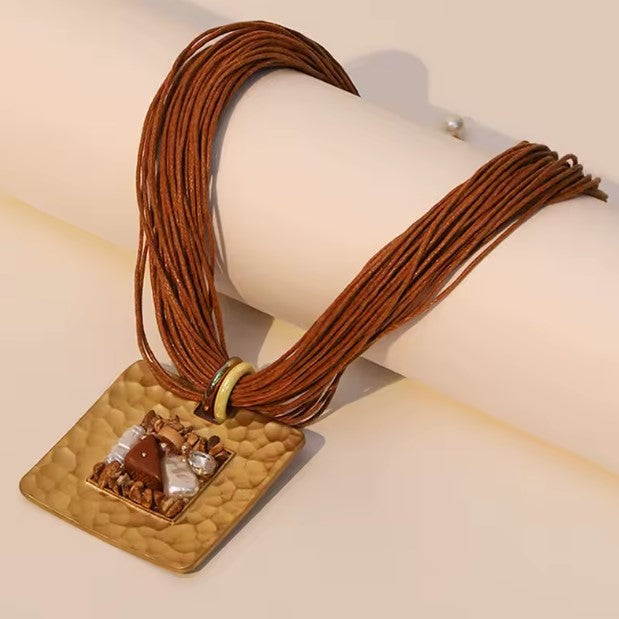 Turquesa® | Vintage Brown Necklace with Square Pendant