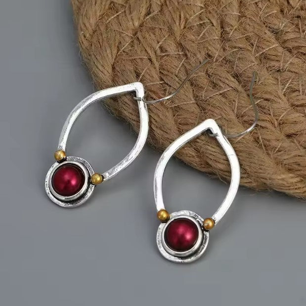 Laura® | Vintage Silver Round Red Stone Earrings