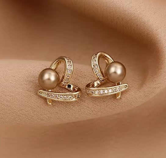 Romina® | Classic Heart Champagne Pearl Earrings