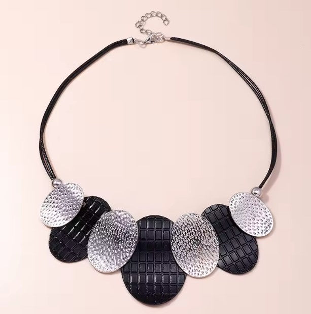 Zara® | Vintage Fashion Choker Necklace