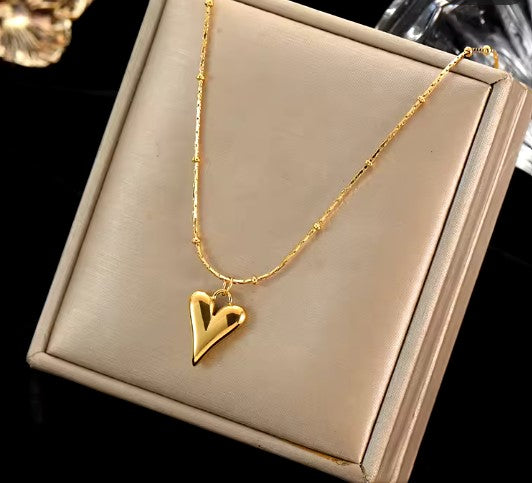 Zaida® | Minimalist Heart Pendant Gold Necklace