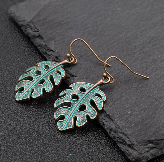 Agustina® | Vintage Fashion Green Leaf Earrings