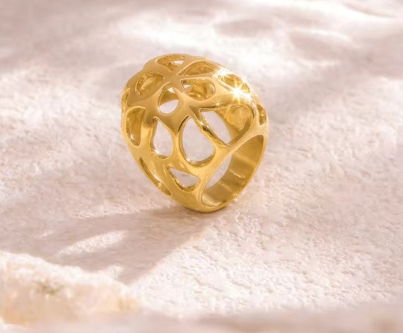 Kerensa® | Vintage Hollowed Gold Ring