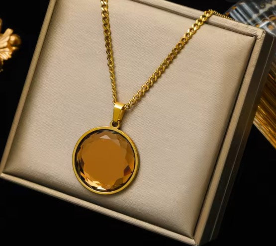 Xiomara® | Vintage Crystal Pendant Necklace